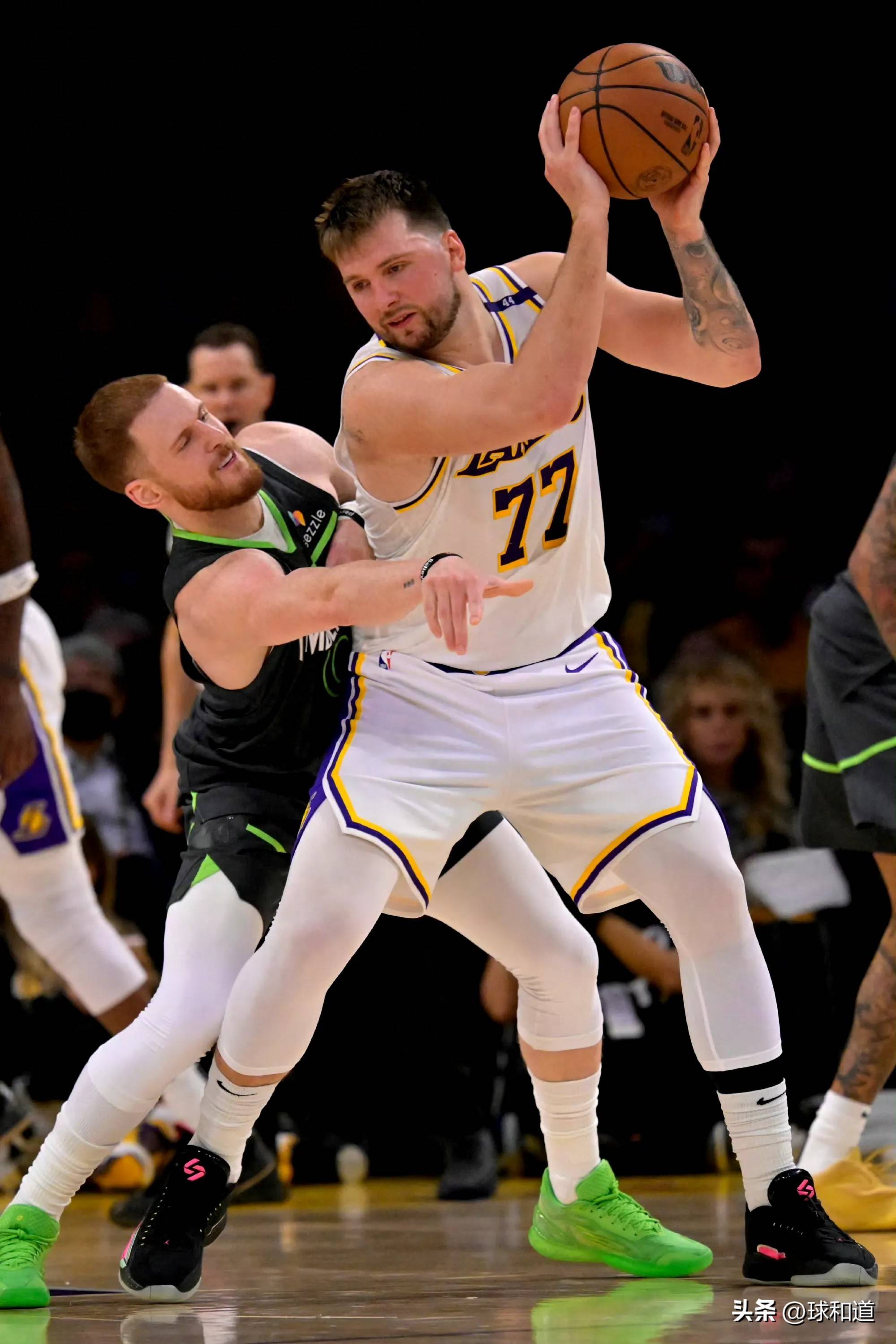 关键时刻社区盾传出新动向,明尼苏达森林狼外线爆发,管理层表态:气氛紧张,资深球员宣示担当的简单介绍 关键时刻社区盾传出新动向,明尼苏达森林狼外线爆发,管理层表态:气氛紧张,资深球员宣示担当的简单介绍